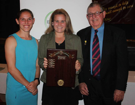 Sammy Maxwell receiving her award with Nicole Begg & Eric Thorburn